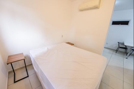 Quarto de apartamento para alugar com 1 quarto, 27m² em Lavadouro de Areia, Taubaté
