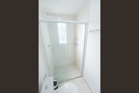 Banheiro de apartamento para alugar com 1 quarto, 27m² em Lavadouro de Areia, Taubaté