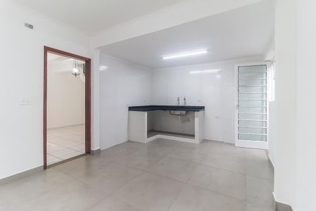 Casa para alugar com 167m², 4 quartos e 2 vagas Casa para alugar com 167m², 4 quartos e 2 vagasCozinha