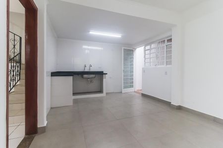 Casa para alugar com 167m², 4 quartos e 2 vagas Casa para alugar com 167m², 4 quartos e 2 vagasCozinha