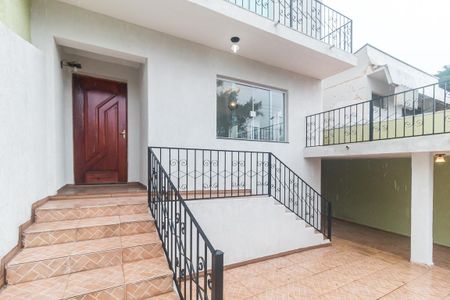 Casa para alugar com 167m², 4 quartos e 2 vagas Casa para alugar com 167m², 4 quartos e 2 vagasEntrada