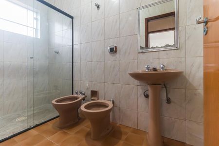 Casa para alugar com 167m², 4 quartos e 2 vagas Casa para alugar com 167m², 4 quartos e 2 vagasBanheiro