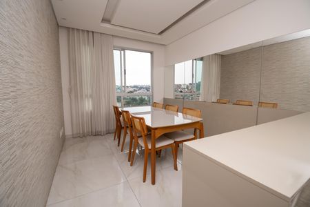 Casa para alugar com 306m², 2 quartos e 2 vagas