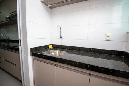 Casa para alugar com 306m², 2 quartos e 2 vagas