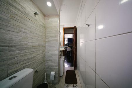 Apartamento para alugar com 45m², 2 quartos e 1 vaga Apartamento para alugar com 45m², 2 quartos e 1 vagaBanheiro