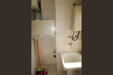Apartamento para alugar com 64m², 3 quartos e 1 vagaÁrea de Serviço