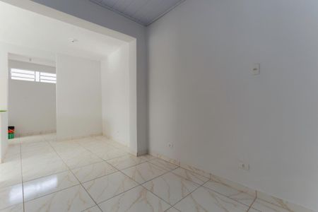 Sala de casa para alugar com 2 quartos, 182m² em Imirim, São Paulo