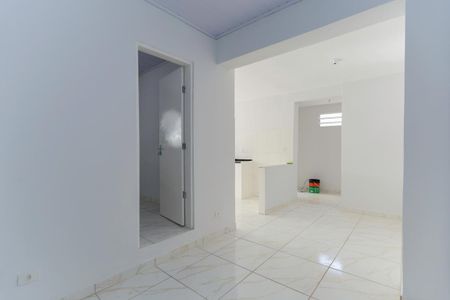 Casa para alugar com 182m², 2 quartos e 1 vaga Casa para alugar com 182m², 2 quartos e 1 vagaSala