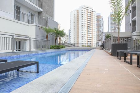 Apartamento à venda com 35m², 2 quartos e sem vaga Apartamento à venda com 35m², 2 quartos e sem vagaÁrea comum - Piscina