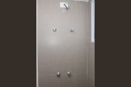 Apartamento à venda com 35m², 2 quartos e sem vaga Apartamento à venda com 35m², 2 quartos e sem vagaBanheiro