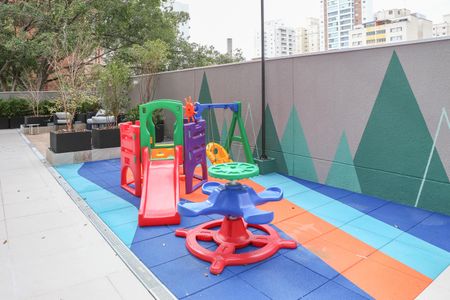 Apartamento à venda com 35m², 2 quartos e sem vaga Apartamento à venda com 35m², 2 quartos e sem vagaÁrea comum - Playground