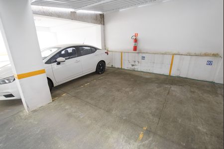 Apartamento para alugar com 27m², 1 quarto e 1 vaga Apartamento para alugar com 27m², 1 quarto e 1 vagaGaragem