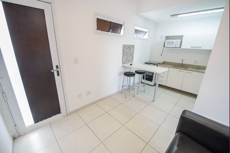 Sala de apartamento para alugar com 1 quarto, 27m² em Lavadouro de Areia, Taubaté
