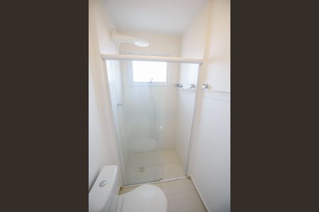 Banheiro de apartamento para alugar com 1 quarto, 27m² em Lavadouro de Areia, Taubaté