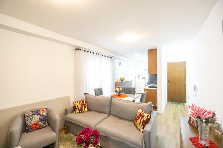 Apartamento à venda com 51m², 2 quartos e 1 vaga Apartamento à venda com 51m², 2 quartos e 1 vagaSala