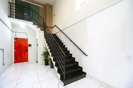 Apartamento à venda com 51m², 2 quartos e 1 vaga Apartamento à venda com 51m², 2 quartos e 1 vagaHall social