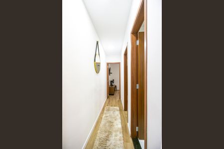 Apartamento à venda com 51m², 2 quartos e 1 vaga Apartamento à venda com 51m², 2 quartos e 1 vagaCorredor dos quartos