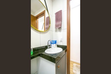 Apartamento à venda com 51m², 2 quartos e 1 vaga Apartamento à venda com 51m², 2 quartos e 1 vagaBanheiro