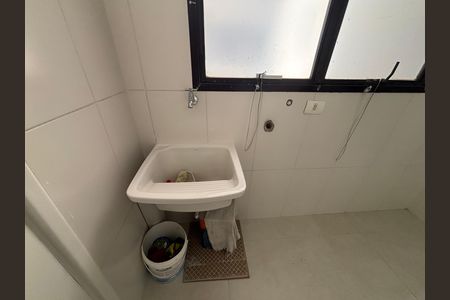 Apartamento para alugar com 76m², 3 quartos e 1 vagaÁrea de Serviço