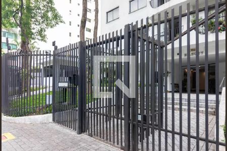 Apartamento para alugar com 76m², 3 quartos e 1 vagaFachada