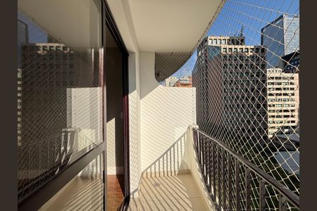 Varanda de apartamento para alugar com 3 quartos, 76m² em Vila Olímpia, São Paulo