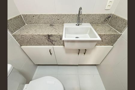 Apartamento para alugar com 76m², 3 quartos e 1 vagaBanheiro