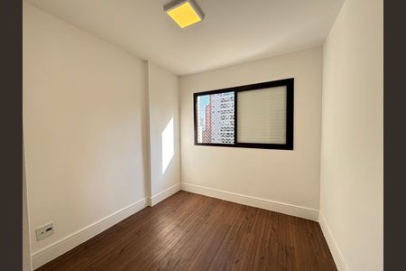 Apartamento para alugar com 76m², 3 quartos e 1 vagaQuarto 2