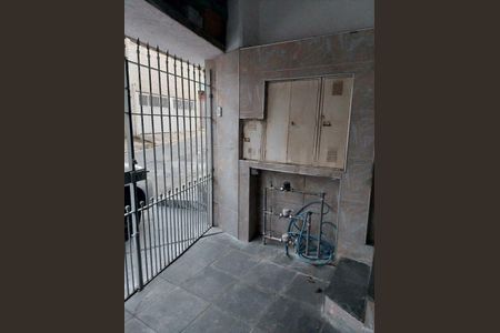 Casa à venda com 148m², 6 quartos e 2 vagas