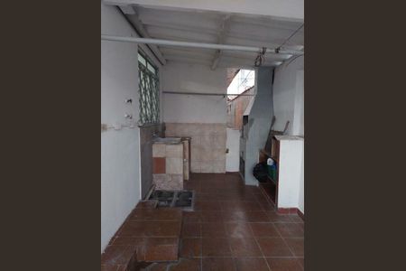 Casa à venda com 148m², 6 quartos e 2 vagas