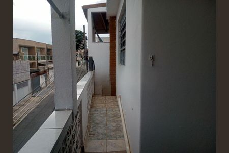 Casa à venda com 148m², 6 quartos e 2 vagas