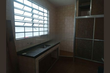 Casa à venda com 148m², 6 quartos e 2 vagas