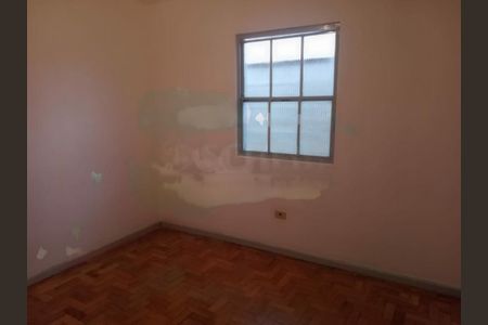Casa à venda com 148m², 6 quartos e 2 vagas