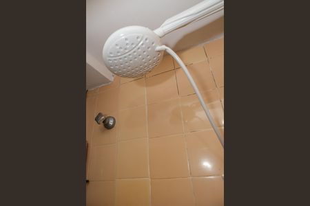 Apartamento para alugar com 73m², 2 quartos e 1 vaga Apartamento para alugar com 73m², 2 quartos e 1 vagaBanheiro