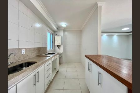 Apartamento à venda com 87m², 2 quartos e 2 vagasCozinha e Área de Serviço