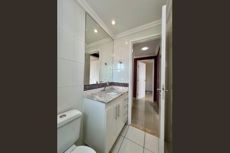 Apartamento à venda com 87m², 2 quartos e 2 vagasBanheiro