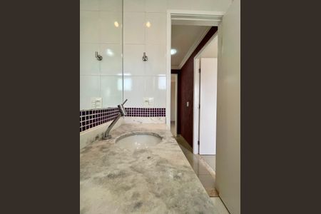 Apartamento à venda com 87m², 2 quartos e 2 vagasBanheiro