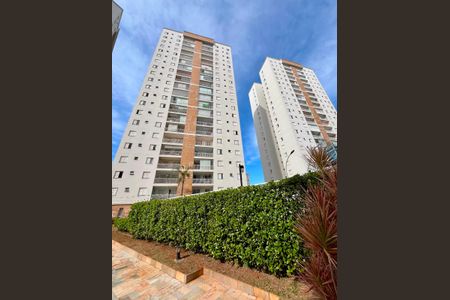 Apartamento à venda com 87m², 2 quartos e 2 vagasFachada do bloco