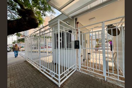Apartamento à venda com 87m², 2 quartos e 2 vagasFachada e portaria