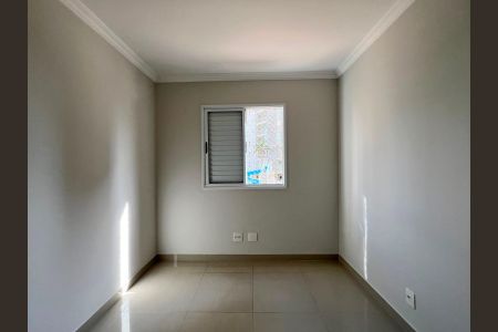 Apartamento à venda com 87m², 2 quartos e 2 vagasQuarto 2