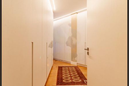 Apartamento à venda com 289m², 3 quartos e 4 vagas
