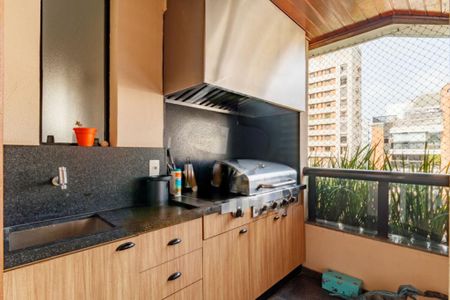 Apartamento à venda com 289m², 3 quartos e 4 vagas