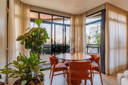 Apartamento à venda com 289m², 3 quartos e 4 vagas