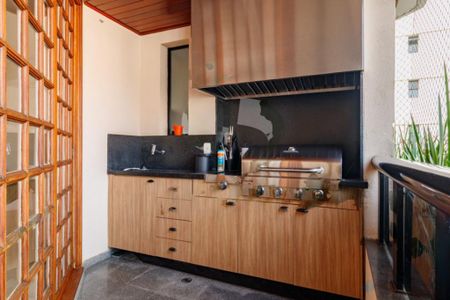 Apartamento à venda com 289m², 3 quartos e 4 vagas