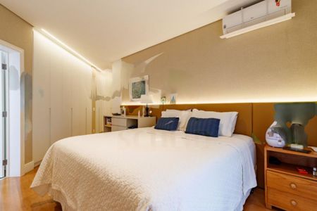 Apartamento à venda com 289m², 3 quartos e 4 vagas
