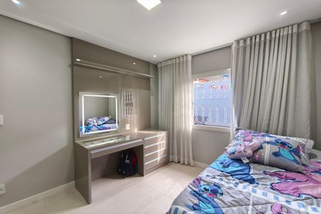 Casa à venda com 479m², 3 quartos e 3 vagas Casa à venda com 479m², 3 quartos e 3 vagasQuarto 2