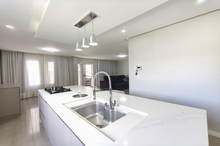 Cozinha de casa à venda com 3 quartos, 479m² em Jardim dos Oliveiras, Campinas