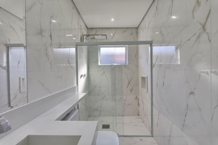 Casa à venda com 479m², 3 quartos e 3 vagas Casa à venda com 479m², 3 quartos e 3 vagasBanheiro Social