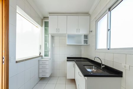 Apartamento para alugar com 70m², 3 quartos e 2 vagas Apartamento para alugar com 70m², 3 quartos e 2 vagasCozinha