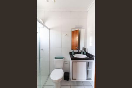 Casa para alugar com 105m², 3 quartos e 2 vagas Casa para alugar com 105m², 3 quartos e 2 vagasBanheiro Suíte