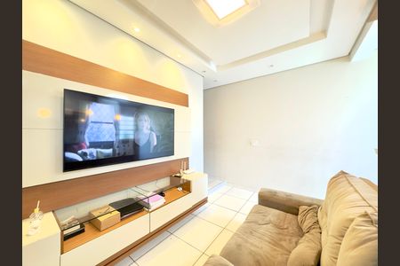 Sala de casa para alugar com 2 quartos, 55m² em Jardim Paraiso, Guarulhos